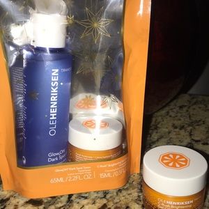 2 0.5oz travel size OH moisturizers w/ toner